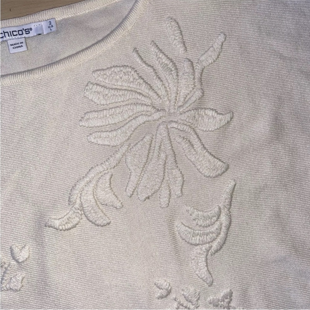 Chicos Embroidered Crewneck Sweater Size 2/Large Clean Girl GrannyCore Old Money - Picture 7 of 11